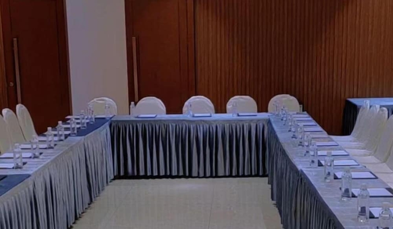 Imagen de los interiores del Hotel PHOENIX HILL. Foto 13