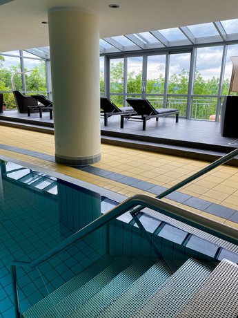 Imagen de la piscina del Hotel PH&Ouml;NIX, Bergneustadt. Foto 18