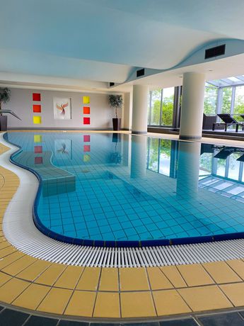 Imagen de la piscina del Hotel PH&Ouml;NIX, Bergneustadt. Foto 19