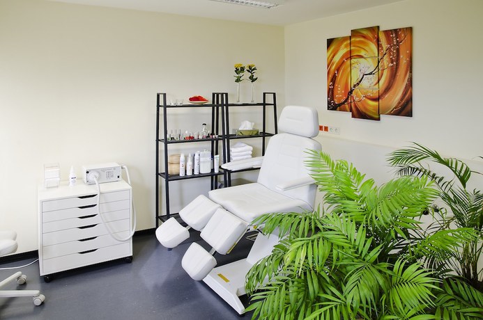 Imagen de los interiores del Hotel PH&Ouml;NIX, Bergneustadt. Foto 17