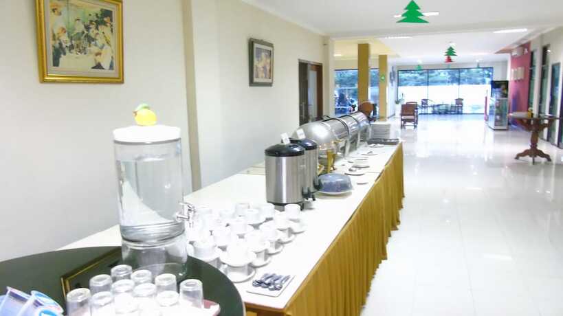 Imagen general del Hotel PIA Cirebon. Foto 4