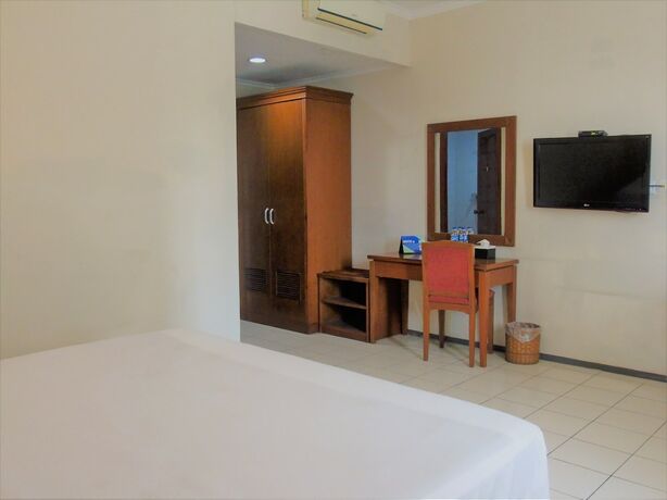 Imagen de la habitación del Hotel PIA Cirebon. Foto 18