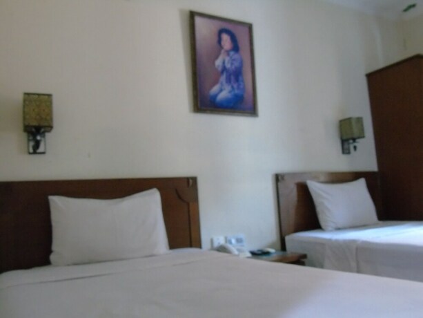 Imagen general del Hotel PIA Cirebon. Foto 12