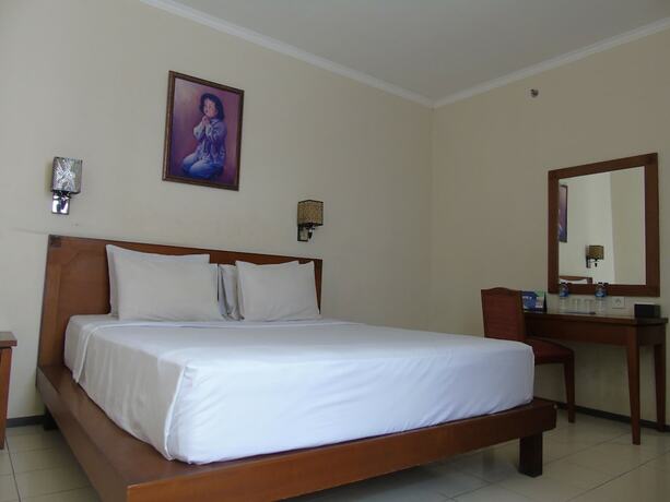 Imagen general del Hotel PIA Cirebon. Foto 13