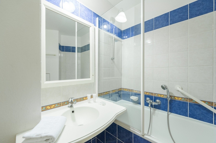Imagen de la habitación del Hotel PIERRE ET VACANCES LES RIVAGES DE COUDOULIERE. Foto 4