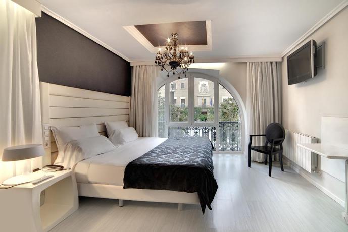 Imagen de la habitación del Hotel PILAR PLAZA. Foto 11