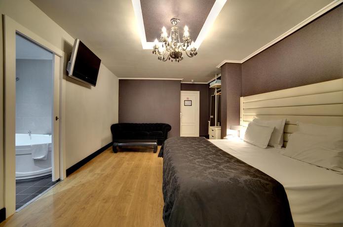 Imagen de la habitación del Hotel PILAR PLAZA. Foto 17