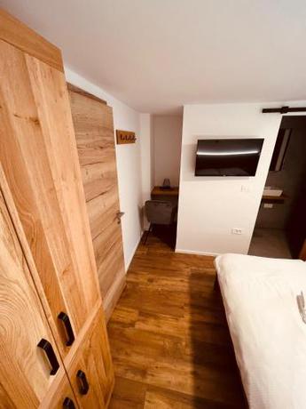 Imagen general del Hotel PJ Cerklje - 5min to Airport - Free Parking. Foto 6