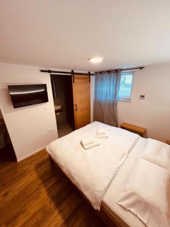 Imagen general del Hotel PJ Cerklje - 5min to Airport - Free Parking. Foto 7