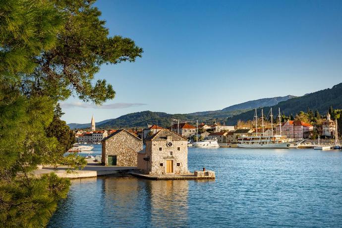 Imagen general del Hotel PLACES Hvar By Valamar. Foto 5