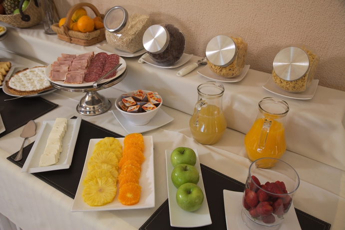 Imagen del bar/restaurante del Hotel PLAYA CAMPANARIO HOTEL. Foto 4