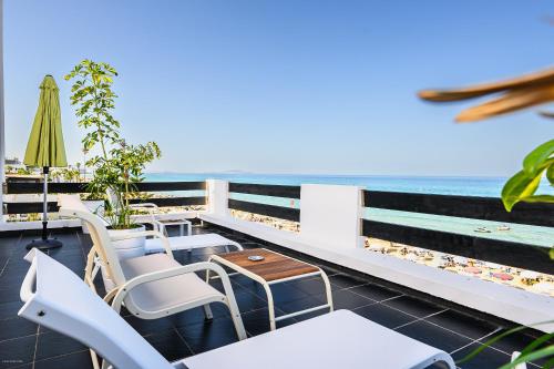 Imagen de la habitación del Hotel PLAYA DEL PACHA Suites. Foto 18