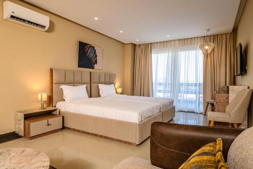 Imagen de la habitación del Hotel PLAYA DEL PACHA Suites. Foto 19