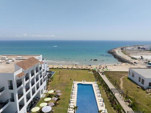 Imagen general del Hotel PLAYA DEL PACHA Suites. Foto 4