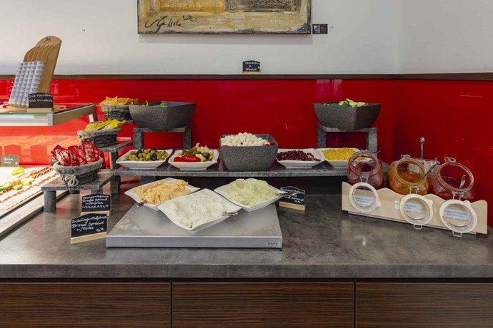 Imagen del bar/restaurante del Hotel PLAZA INN Amedia Vienna. Foto 5