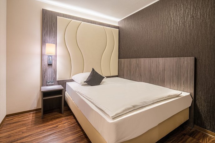 Imagen de la habitación del Hotel PLAZA INN Grevenbroich. Foto 10