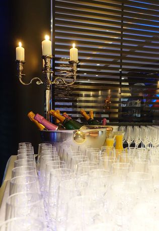 Imagen del bar/restaurante del Hotel PLAZA INN K&ouml;ln Pulheim. Foto 4