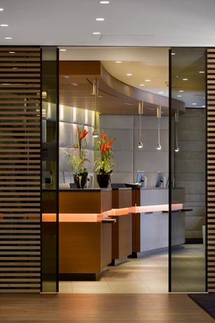 Imagen de los interiores del Hotel PLAZA INN K&ouml;ln Pulheim. Foto 20