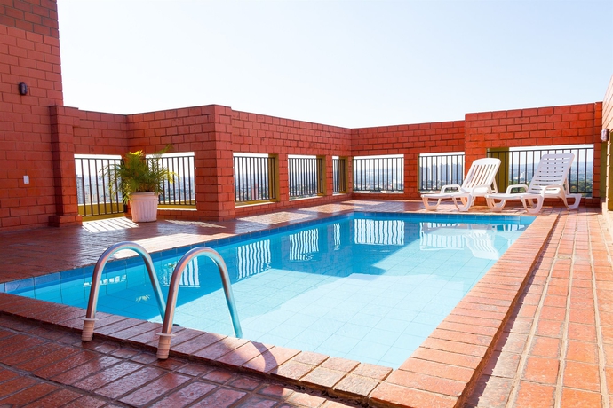 Imagen de la piscina del Hotel PLAZA INN PAINEIRAS. Foto 14