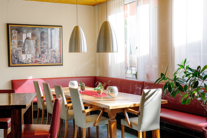 Imagen de los interiores del Hotel PLAZA INN Regensburg. Foto 9