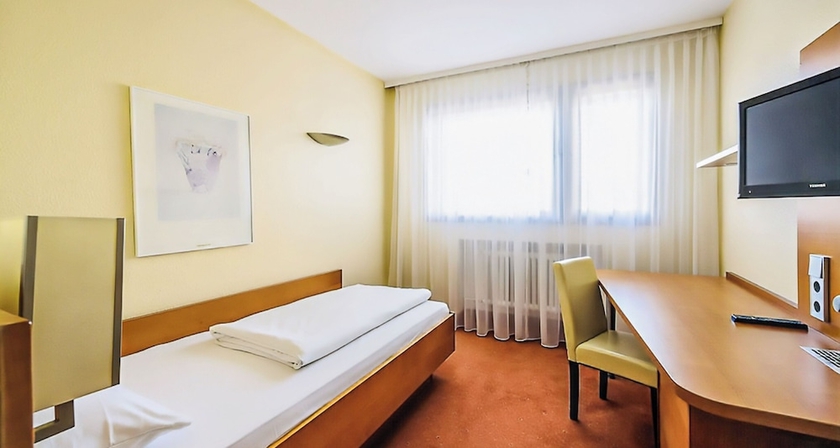 Imagen de la habitación del Hotel PLAZA INN Rieker Stuttgart Hauptbahnhof. Foto 9