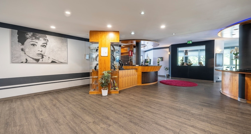 Imagen de los interiores del Hotel PLAZA INN Stuttgart-Filderstadt. Foto 16