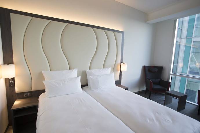 Imagen de la habitación del Hotel PLAZA Premium Almere. Foto 5