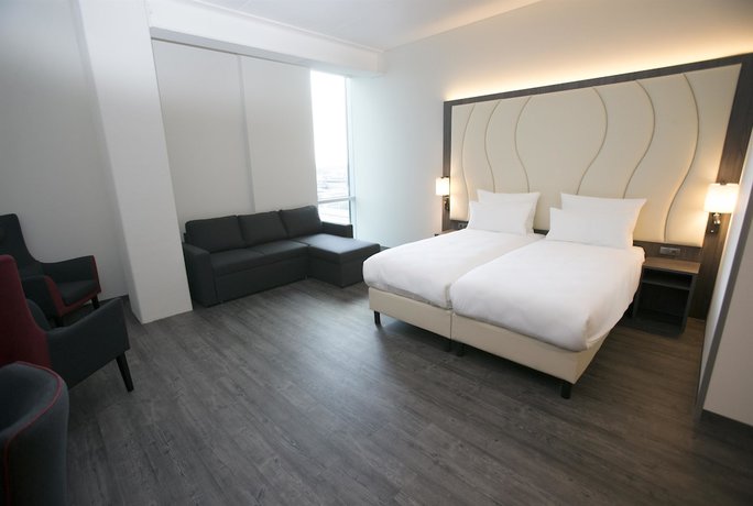Imagen de la habitación del Hotel PLAZA Premium Almere. Foto 13