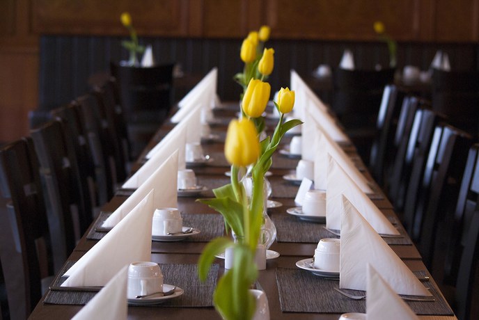 Imagen del bar/restaurante del Hotel PLAZA Premium Darmstadt. Foto 4