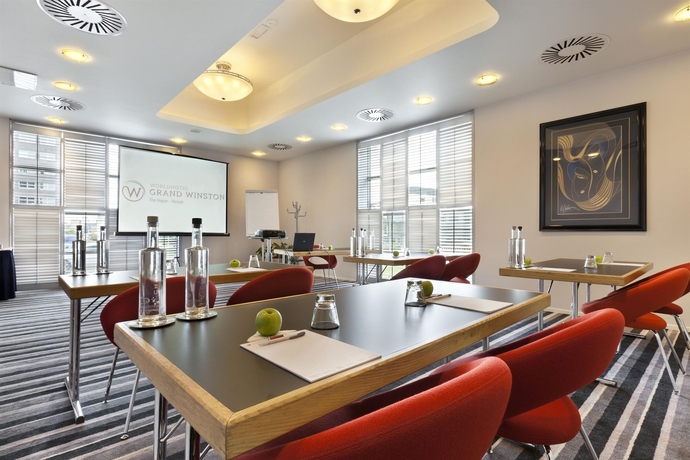 Imagen de los interiores del Hotel PLAZA Premium Grand Winston. Foto 12