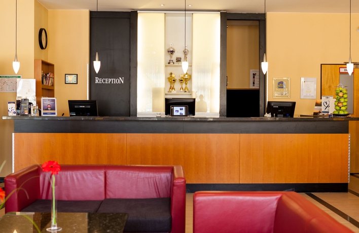 Imagen de los interiores del Hotel PLAZA Premium Köln. Foto 7