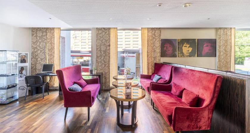 Imagen de los interiores del Hotel PLAZA Premium Salzburg. Foto 15