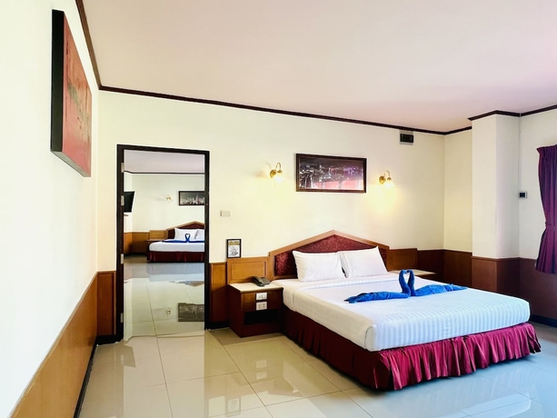 Imagen de la habitación del Hotel PN Mansion. Foto 4