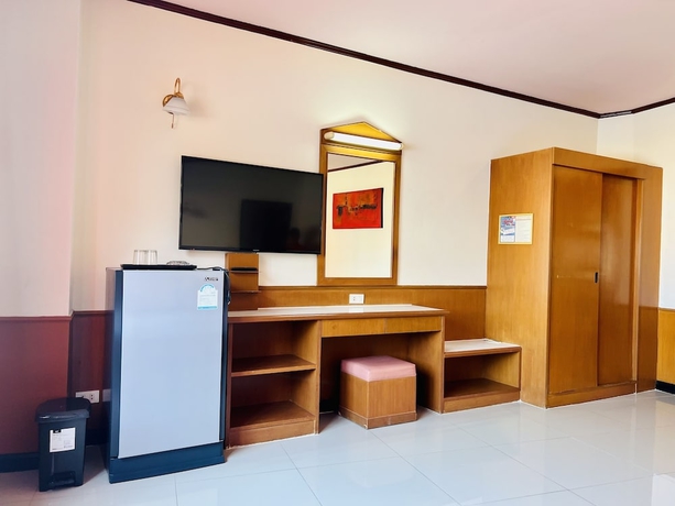 Imagen de la habitación del Hotel PN Mansion. Foto 10