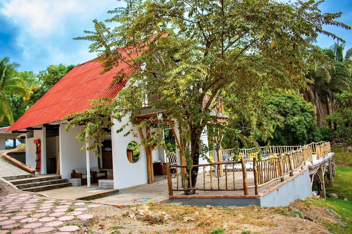 Imagen de los interiores del Hotel POINCOS ECO HOTEL. Foto 18