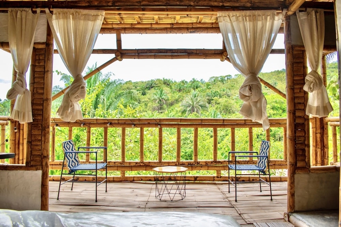 Imagen de la habitación del Hotel POINCOS ECO HOTEL. Foto 15