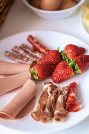 Imagen del bar/restaurante del Hotel POINCOS ECO HOTEL. Foto 6