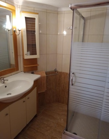 Imagen general del Hotel POLYCHRONO BEACH HOTEL. Foto 4