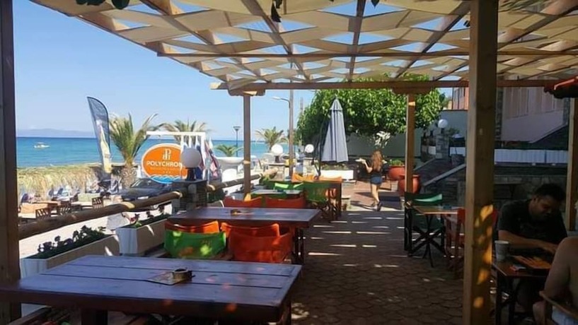 Imagen general del Hotel POLYCHRONO BEACH HOTEL. Foto 5