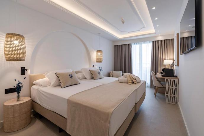 Imagen de los exteriores del Hotel PONTIANA Thalasso. Foto 8