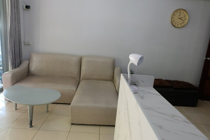 Imagen general del Hotel POP 75429 101 Place Navanakorn. Foto 2