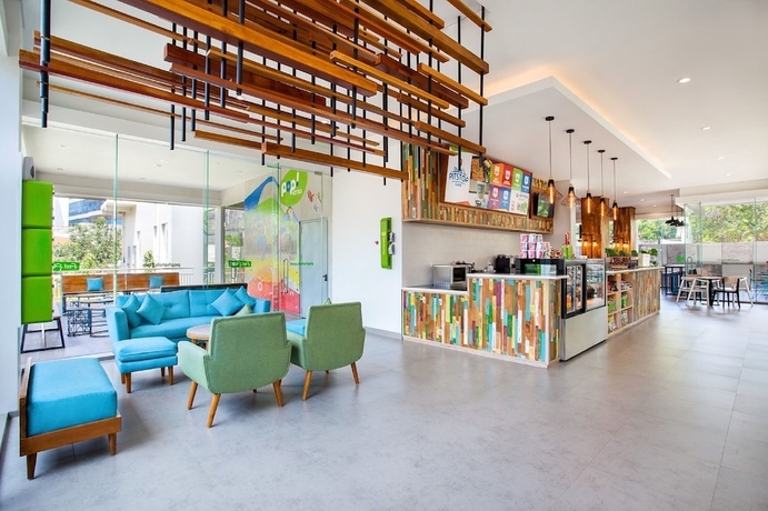 Imagen de la habitación del Hotel POP! Pemuda Semarang. Foto 6