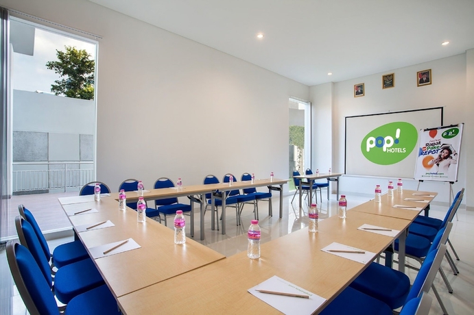 Imagen de los interiores del Hotel POP! Pemuda Semarang. Foto 18
