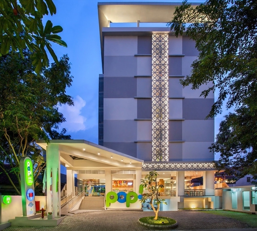 Imagen de los exteriores del Hotel POP! Pemuda Semarang. Foto 13