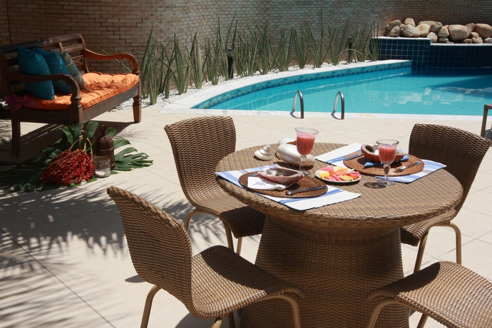 Imagen de la piscina del Hotel PORTO DA PRAIA. Foto 6