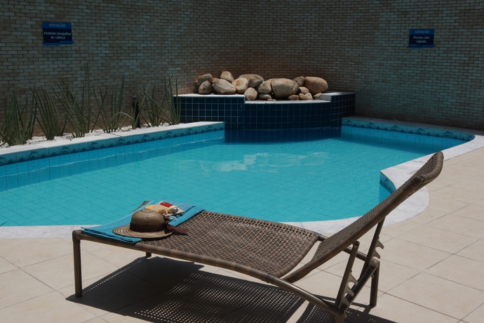 Imagen de la piscina del Hotel PORTO DA PRAIA. Foto 7