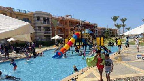 Imagen general del Hotel PORTO MATROUH chalet families only. Foto 17