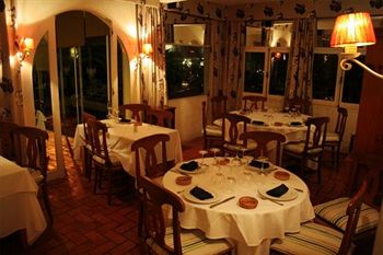 Imagen del bar/restaurante del Hotel POSTA DEL CANGREJO. Foto 4