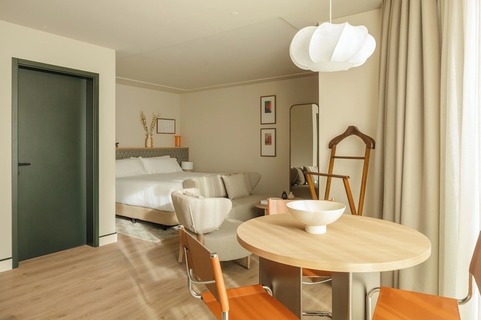 Imagen de la habitación del Hotel POSTCODE Atocha. Foto 6