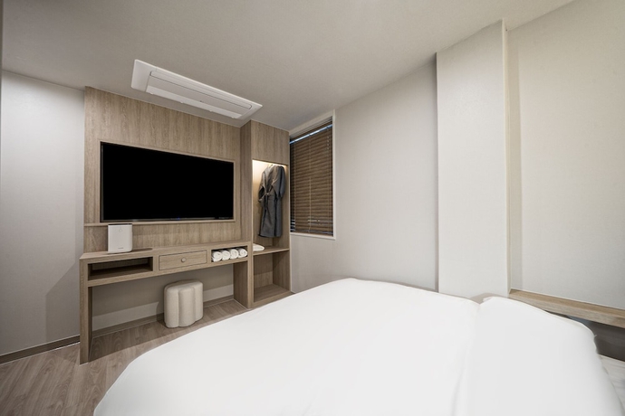 Imagen de la habitación del Hotel POVERTA STAY HOTEL. Foto 3